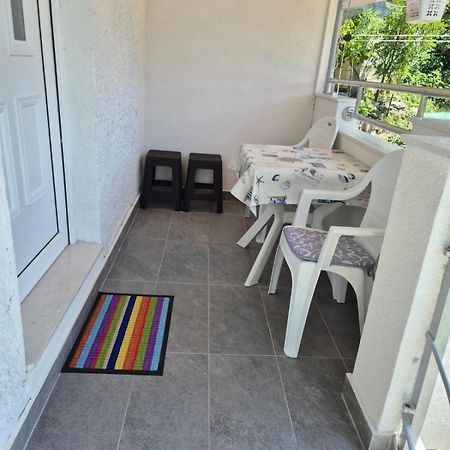 lovely apartment Omiš Kültér fotó